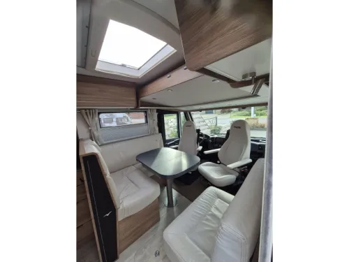 Pilote Essentiel G 740 AUT. 9-T TWINBED TV Solar photo: 11