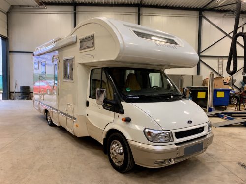 FORD KENTUCKY Motorhome Estro 5 | 2.4 137hp | 2x Air conditioning | 6 persons | Drive-Away tent photo: 6