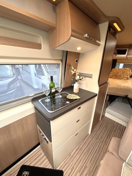 Carthago Malibu Van Charming GT 600 DB AUTOMATIC SINGLE BEDS 5.99M EURO 6 photo: 5
