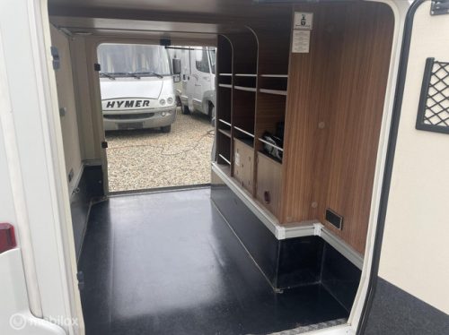 Hymer Mercedes 170-HP Automatic Euro6 ML-T 580 Single Beds XXL Garage photo: 3