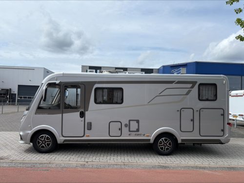 Hymer Exis-i 580 No Drop-down Bed - 1st owner photo: 2