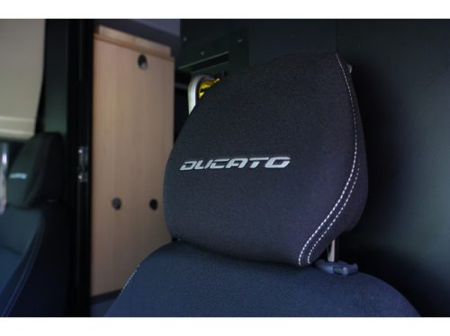 Autocaravana Fiat FIAT DUCATO Ducato 2.3 140 CV AUTOM&Aacute;TICA CARPLAY Autocaravana Magn&iacute;fica Autoconstrucci&oacute;n 2023 foto: 17
