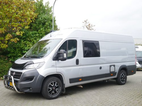 Roadcar (P&ouml;ssl) R640, 6.40 Meter Buscamper, Single Beds photo: 2