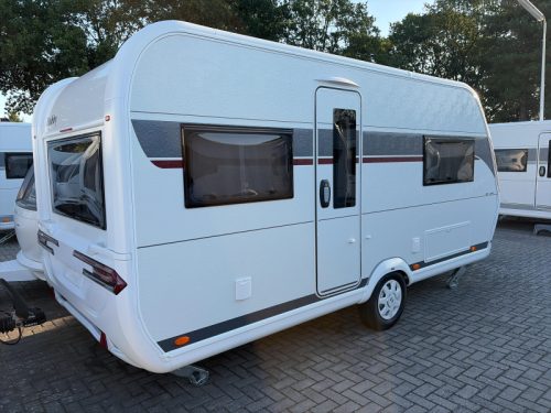 Hobby De Luxe 460 UFE Model 2027 photo: 1