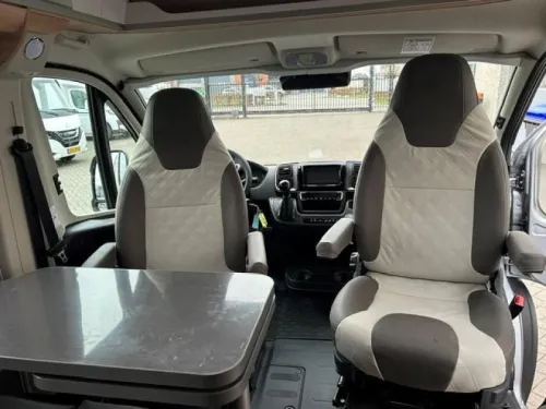 Knaus Boxlife 600ME Platinum Selection mit Hubdach Foto: 3