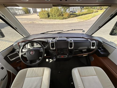 Carthago Chic C-Line I 4.9 SUPERIOR-AUT-LEVEL-AIRCO photo: 18