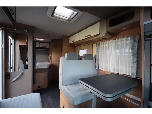 Weinsberg CaraLoft 650 MF Ex-Vermietung Foto: 8