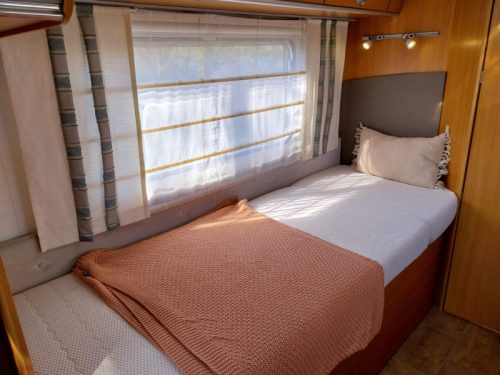 B&uuml;rstner Nexxo T 720 ENKE mit Einzelbetten unten  Foto: 16