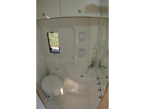 Clever Runner 636 Camas individuales, Techo elevable. foto: 15