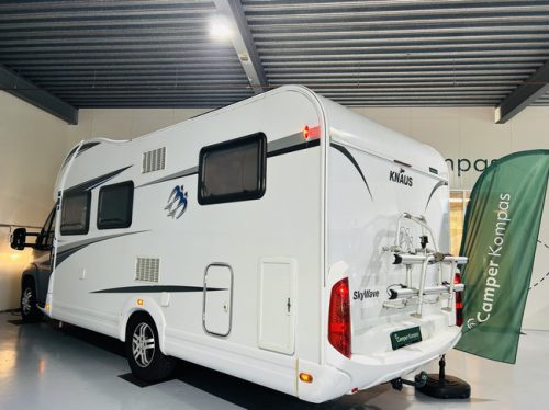 Knaus Sky Wave R21, Single beds and pop-top roof, EURO 5, Inverter 200W photo: 7