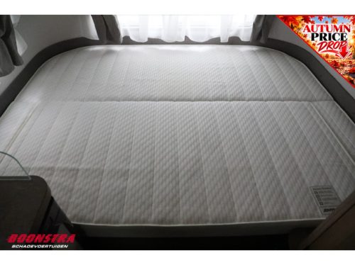 Eriba Touring 430 **NEW/NEU** Awning Transverse bed LMV photo: 16
