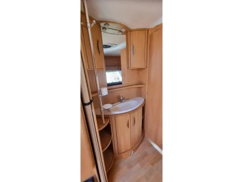 Swift challenger 500 SE photo: 9