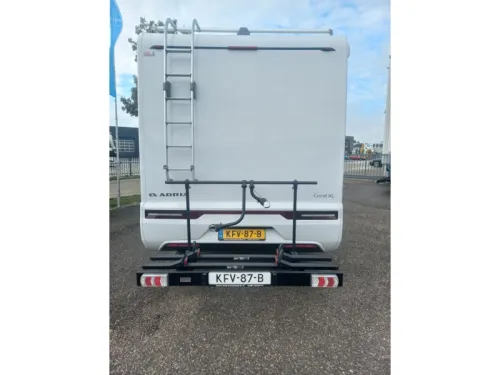 Adria Coral XL 660SL Level Airco Foto: 2