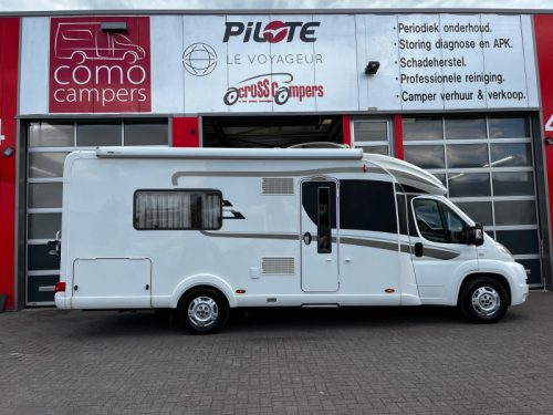 Hymer T 668 CL 3.0L, Low Single Beds photo: 3
