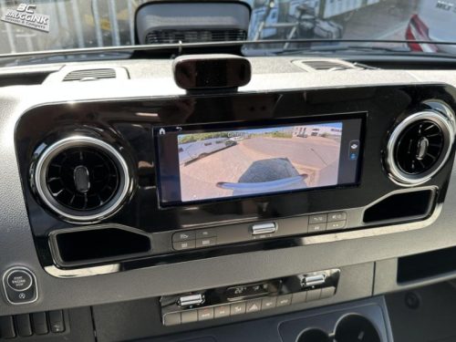 Hymer GT-S 600 XL Bed photo: 4