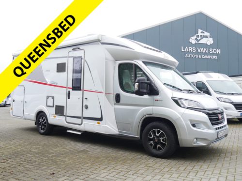 B&uuml;rstner Lyseo Privilege TD 732 Queen bed / Face to Face
