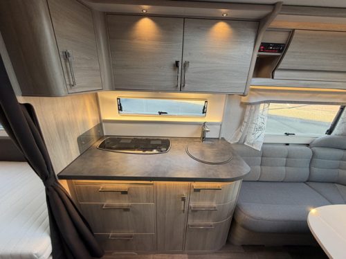Kabe Safir 600 TDL KS- LENGTE BEDDEN- ALDE foto: 8
