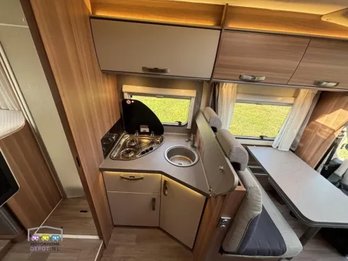 Weinsberg CaraLoft 700 MEG Foto: 12