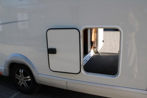 Carthago Chic C Line I 5.0 1. Besitzer Fiat 3.0 Liter 160 PS 4250 kg Chassis Einzelbetten 5 Sitzpl&auml;tze (122 Foto: 7