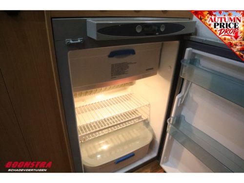Adria Twin 2.3 M. Jet Querbett Mittelk&uuml;che L&auml;ngssitzbank Klimaanlage Foto: 18