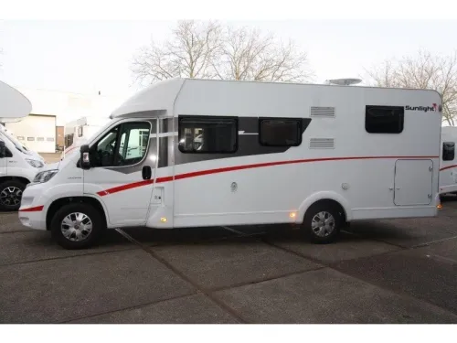 Sunlight T 67 Heavily discounted (62) photo: 2