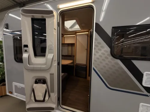 Knaus Sport Platinum 500 EU Platinum+Boden+1800KG Foto: 3