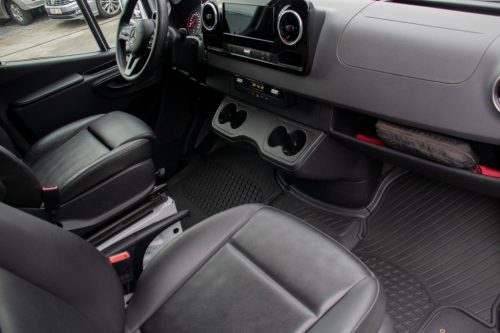 Mercedes Sprinter photo: 36