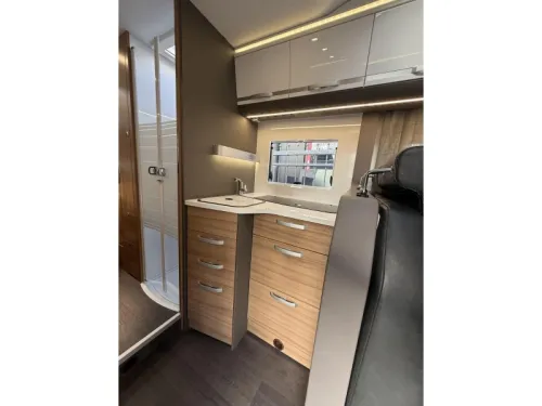 Adria Coral XL Plus 670 SL - FAMILIENWOHNMOBIL  Foto: 15