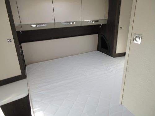 Benimar Cocoon 494 Unique layout + NAP photo: 8