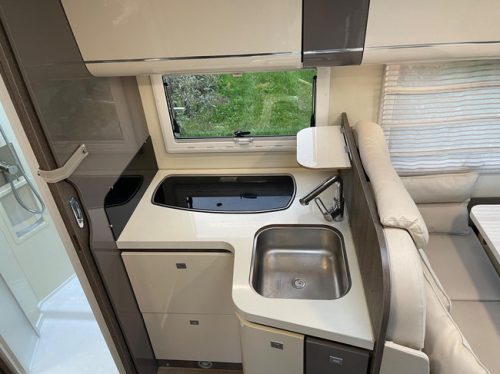 Mobilvetta K-SILVER I-59 Euro 6 Queensbed + Pop-top roof, Air conditioning, TV, Bike rack photo: 12