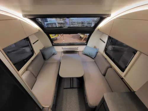 Adria Action Sport 391 LH 'Off-road' und komplett Foto: 15