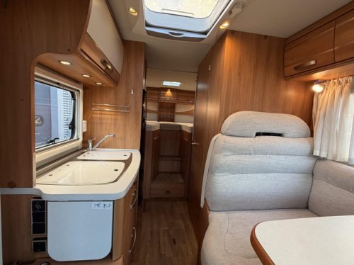 Hymer Exsis-T 588 EX LENGTE BEDDEN- 55.532 KM foto: 2