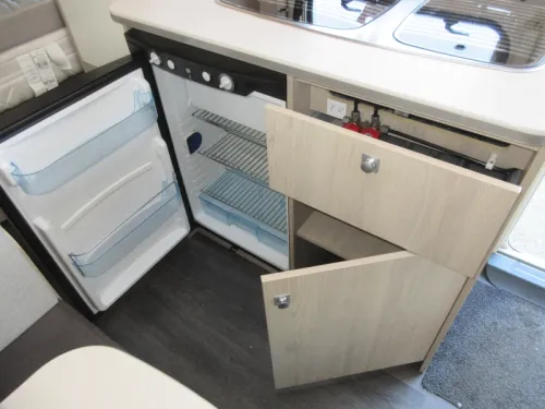 Caravelair Alba Family 426 MIT DOREMA VORZELT Foto: 11