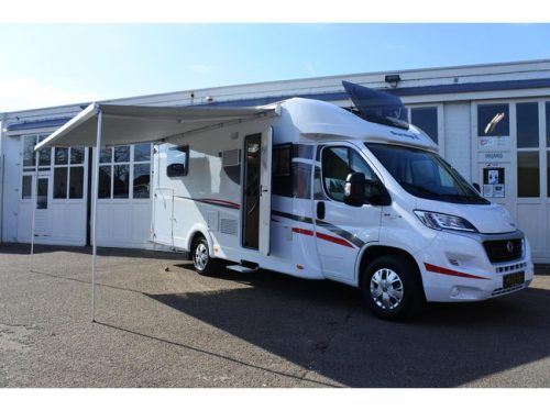 Sunlight T68 | Enkele bedden + Hefbed |150PK | EURO6 | TV/Schotel foto: 2
