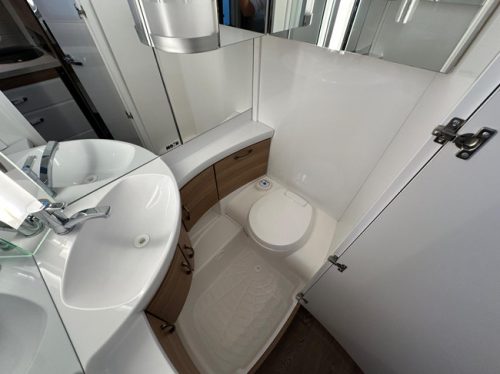 Hobby De Luxe 495 UL photo: 7