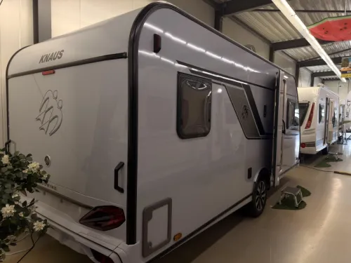 Knaus Sudwind Black Selection 500 FU 1800KG+Boden+Franz&ouml;sisches Bett Foto: 1