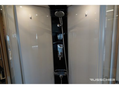 NIESMANN BISCHOFF Flair 920 EK 210Hp Aut. | E&amp;P Level System | Overhead cupboards photo: 15