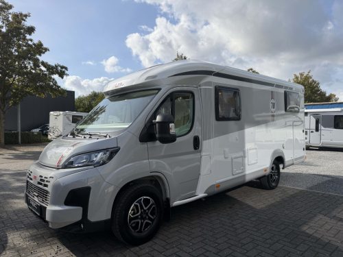 LMC Cruiser V646 photo: 2