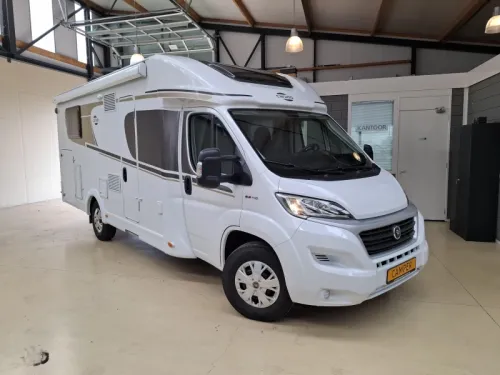 Hymer Carado 447 T 140HP Single Beds Solar photo: 1