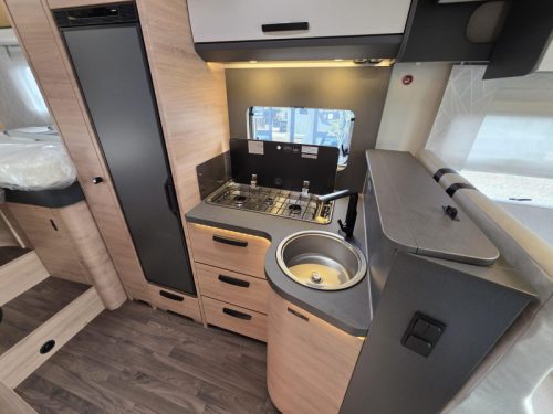 Knaus L!ve Wave 700 MEG Nieuwe Platinum 2027model Foto: 9