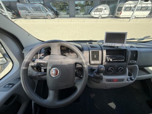 B&uuml;rstner Nexxo T 728 Dachklimaanlage - Luftfederung Foto: 10