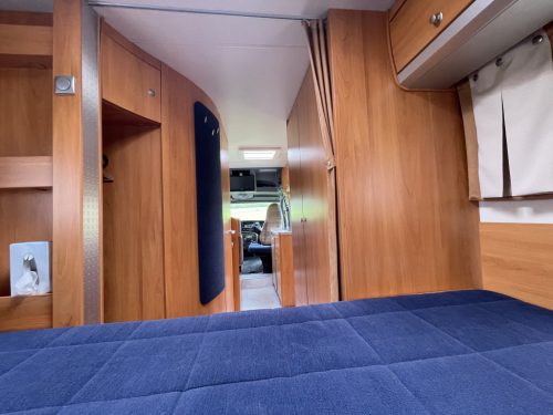 KNAUS R43 Foto: 6