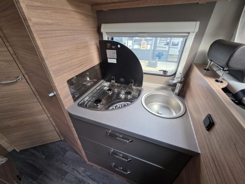 Weinsberg CaraSuite Spicy 650 MF AUTOMATIC| 2027 model  photo: 7