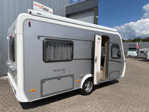 Eriba Nova Light 465 Elegance Mover / Auvent photo: 1