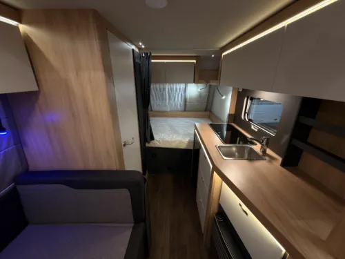 Knaus Sport Platinum 420 QD Platinum+1500KG+Boden Foto: 8