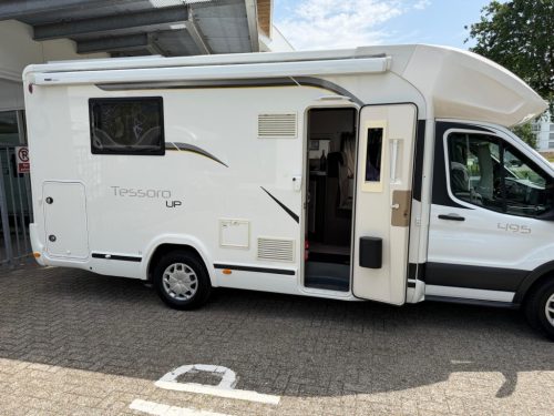 Benimar Tessoro 495 UP QUEEN BED + POP-TOP ROOF XXL GARAGE 6.99M photo: 6