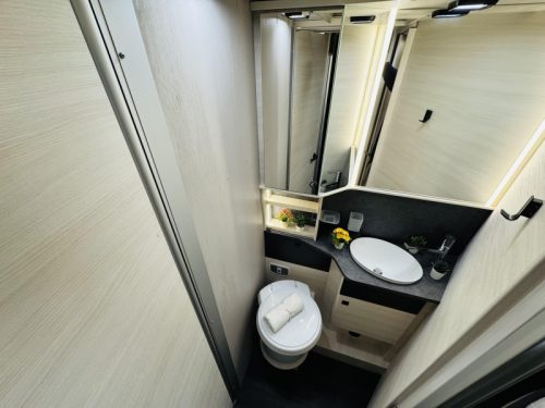 Challenger Graphite Ultimate 328 Automaat Queensbed Foto: 15