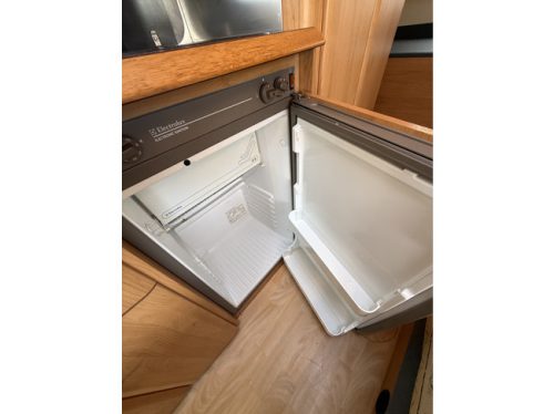 Hobby fiat ducato 2.8 dis timing belt replaced 4-07-24 at 102k km overcab bed bunk bed power steering awning bike rack solar panel Golds photo: 20