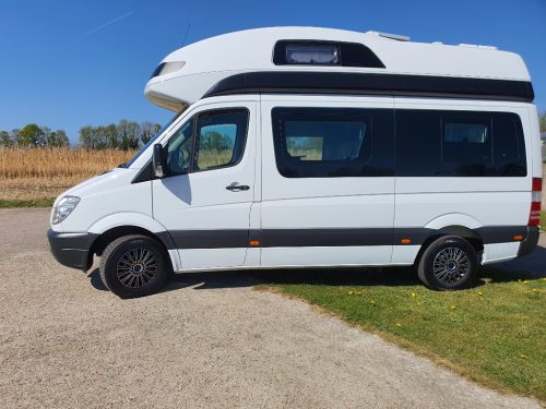 Mercedes James Cook WESTFALIA | Off-grid | 4-person photo: 1