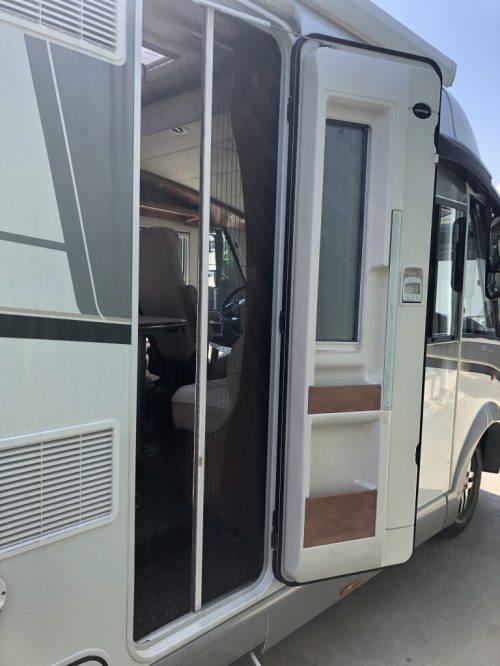 Carthago Chic C-Line i50 QUEENSBED HEFBED photo: 31